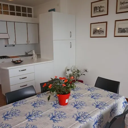 Fancy 3-room In Lignano By The By Beahost 利尼亚诺萨比亚多罗
