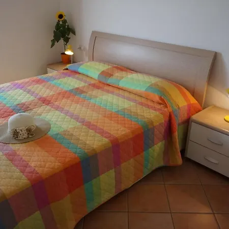 Fancy 3-room In Lignano By The By Beahost